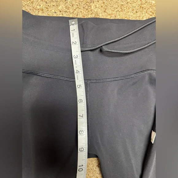 Vuori Charcoal Gray Leggings - Picture 12 of 15